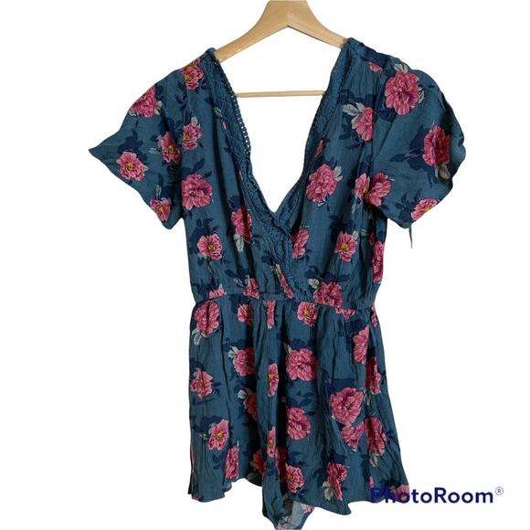 XHILARATION Dark Floral Blue Pink V Neck Lace Trim Romper Cover Up Dress Small - Picture 1 of 4